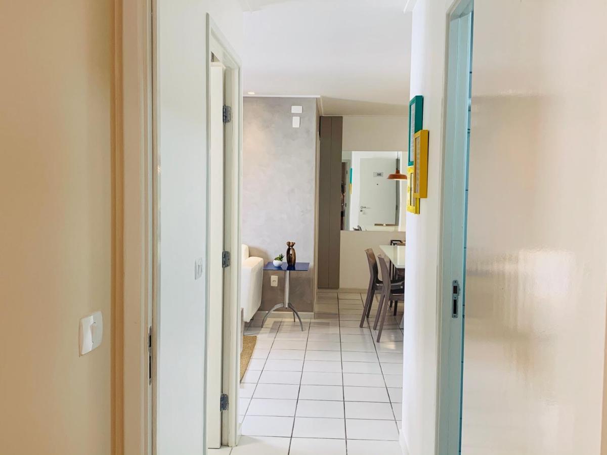 Apartamento Beira Mar Pajucara Com Varanda 203 - Frente Piscinas Naturais E Feira Artesanato *